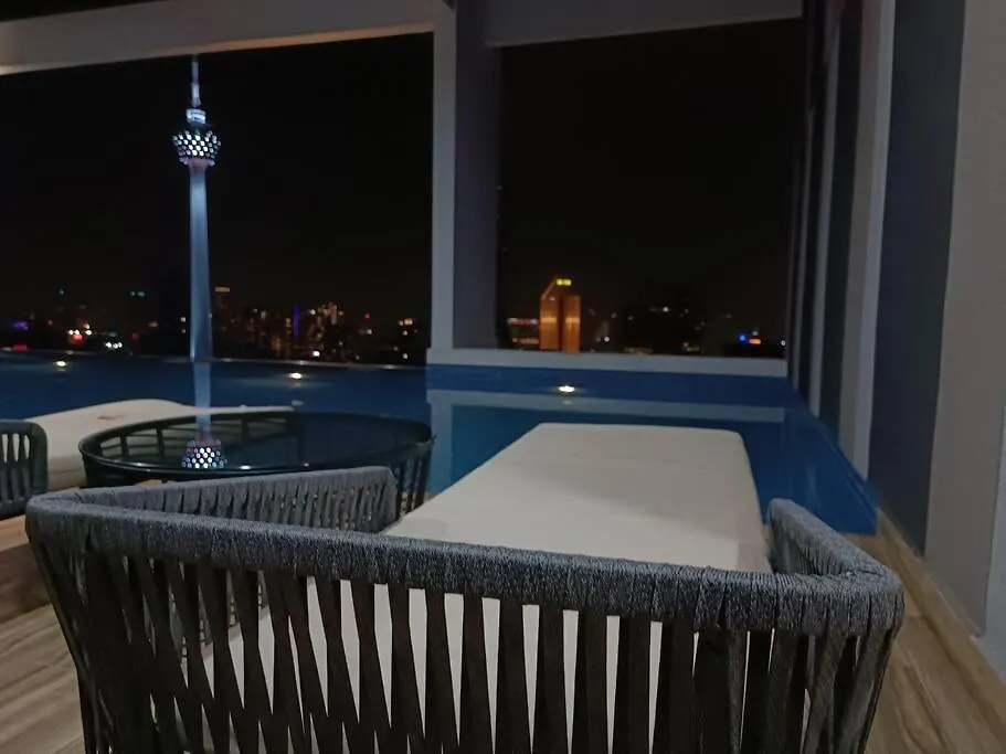 Апартаменты Col 11A Deluxe 1 Bedroom Duplex Infinity Pool Куала-Лумпур Малайзия